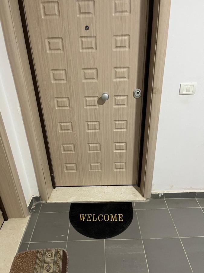 Gloria'S Apartment Lungomare Vlorë 外观 照片